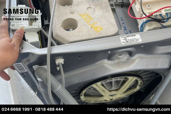 may giat samsung khong cap nuoc 1 Nguyên nhân máy giặt Samsung không cấp nước