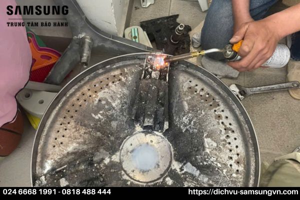 may giat samsung rung lac 4 Dịch vụ sửa máy giặt Samsung rung lắc
