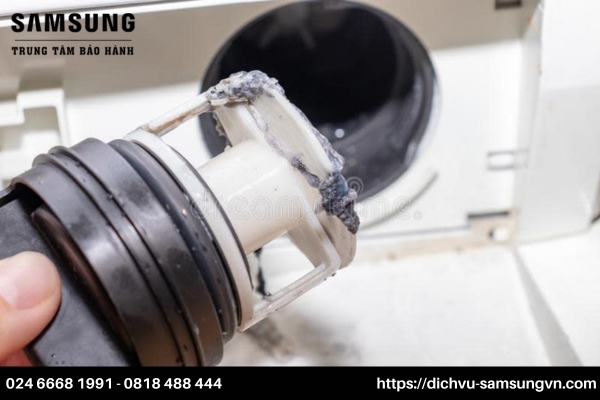 sua may giat samsung loi 5c 2 Kiểm tra bộ lọc để sửa máy giặt Samsung lỗi 5C