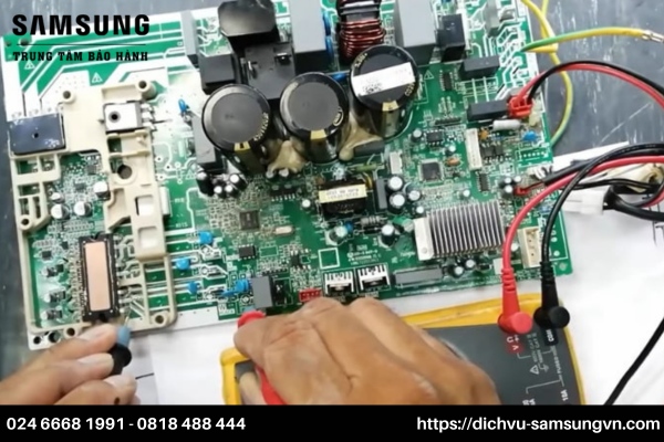 sua may giat samsung loi 5c 3 Kiểm tra hệ thống bo mạch điều khiển để sửa máy giặt Samsung lỗi 5C